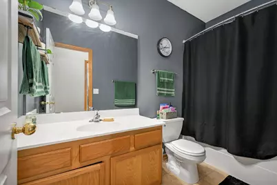 656 Cobblestone Way, Shakopee, MN 55379 - Photo 16