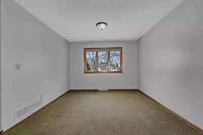 1314 W Oakes Drive, Saint Cloud, MN 56303 - Photo 6