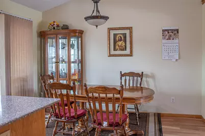 1242 Myrtle Street N, Maplewood, MN 55119 - Photo 4