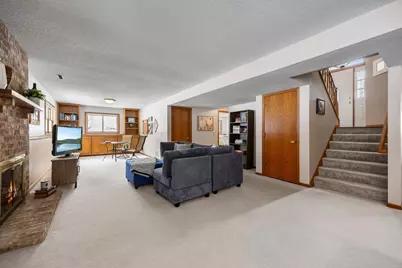 12715 Dorchester Trail, Apple Valley, MN 55124 - Photo 40