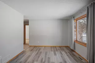 104 Woodland Ct, Princeton, MN 55371 - Photo 6