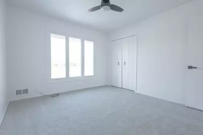 419 County Road C W, Roseville, MN 55113 - Photo 10