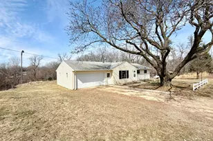 108 Cherry St, Red Wing, MN 55066 - Photo 2