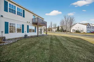 609 Providence Dr, Shakopee, MN 55379 - Photo 16