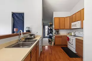 609 Providence Dr, Shakopee, MN 55379 - Photo 8