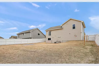 39604 Fallbrook Avenue, North Branch, MN 55056 - Photo 30