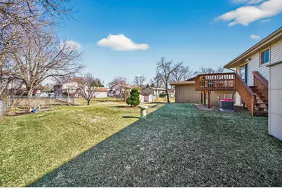 8340 Jersey Avenue N, Brooklyn Park, MN 55445 - Photo 22