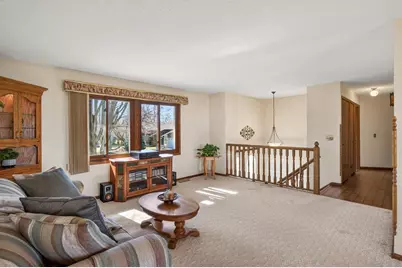 8340 Jersey Avenue N, Brooklyn Park, MN 55445 - Photo 4