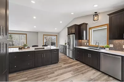 13941 Fountain Avenue N, Hugo, MN 55038 - Photo 6