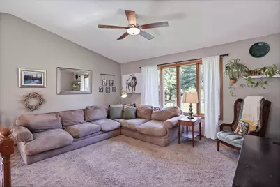1015 Ferndale Street S, Maplewood, MN 55119 - Photo 16