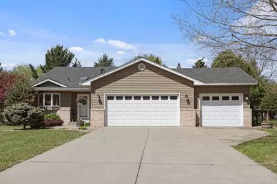 1015 Ferndale Street S, Maplewood, MN 55119 - Photo 1