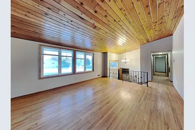 9241 34th Avenue N, New Hope, MN 55427 - Photo 2