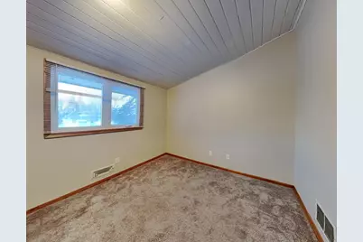 9241 34th Avenue N, New Hope, MN 55427 - Photo 10