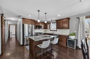 3907 Sunnydale Ln SE, Rochester, MN 55904 - Photo 8