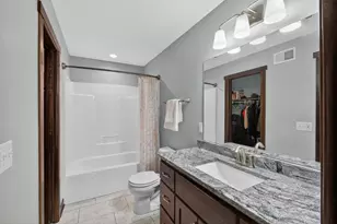 3907 Sunnydale Ln SE, Rochester, MN 55904 - Photo 14