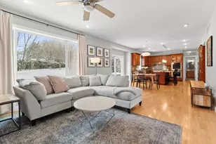 8048 Marsh Creek Alcove, Woodbury, MN 55125 - Photo 6