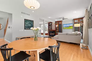 8048 Marsh Creek Alcove, Woodbury, MN 55125 - Photo 10