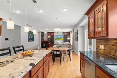 8048 Marsh Creek Alcove, Woodbury, MN 55125 - Photo 14