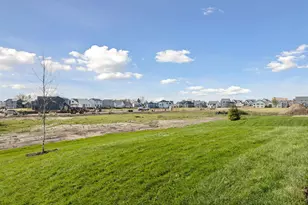 10969 37th St N, Lake Elmo, MN 55042 - Photo 6