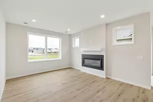 10969 37th St N, Lake Elmo, MN 55042 - Photo 12