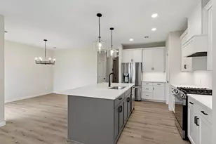 10969 37th St N, Lake Elmo, MN 55042 - Photo 16