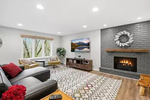 13112 Myrtle Dr, Burnsville, MN 55337 - Photo 2