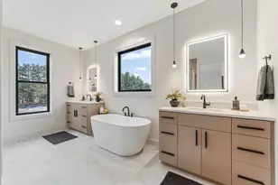 755 Ensconced Wy, Chaska, MN 55318 - Photo 54