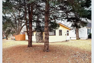 2701 Blackstone Avenue S, Saint Louis Park, MN 55416 - Photo 2