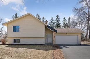7465 Dallas Ln N, Maple Grove, MN 55311 - Photo 1