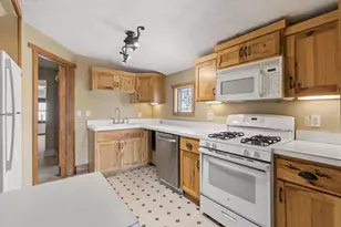 965 E Fremont Ave, Saint Paul, MN 55106 - Photo 12