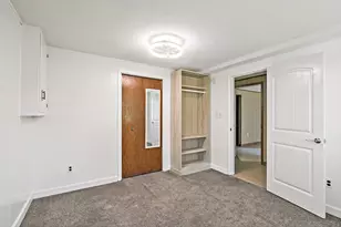 9242 Queen Ave S, Bloomington, MN 55431 - Photo 24