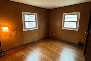 1064 S Grove Ave, Owatonna, MN 55060 - Photo 8