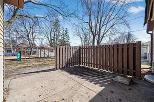 3810 McKnight Rd N, White Bear Lake, MN 55110 - Photo 26