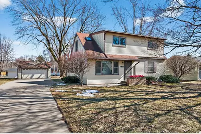 3810 McKnight Road N, White Bear Lake, MN 55110 - Photo 2