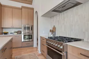 9602 Crestwood Terrace, Eden Prairie, MN 55347 - Photo 6