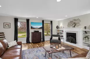14451 Guthrie Way, Apple Valley, MN 55124 - Photo 8