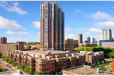 500 E Grant Street #2102, Minneapolis, MN 55404 - Photo 1