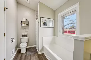 1208 Parkwood Ct, Burnsville, MN 55337 - Photo 12