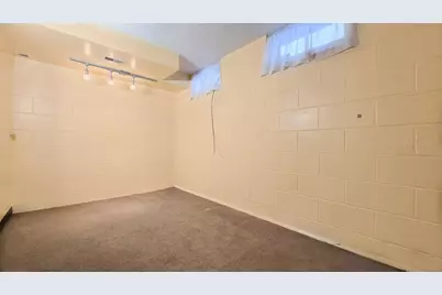 1894 Maryknoll Avenue N, Maplewood, MN 55109 - Photo 26