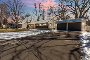 1894 Maryknoll Ave N, Maplewood, MN 55109 - Photo 1