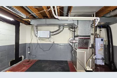 1894 Maryknoll Avenue N, Maplewood, MN 55109 - Photo 28