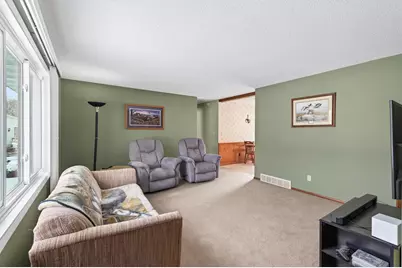 9244 Zinnia Lane N, Maple Grove, MN 55369 - Photo 6