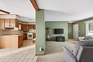 9244 Zinnia Ln N, Maple Grove, MN 55369 - Photo 8