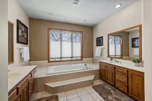 7811 128th St W, Apple Valley, MN 55124 - Photo 42