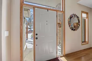 7811 128th St W, Apple Valley, MN 55124 - Photo 8