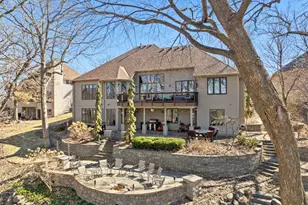 7811 128th St W, Apple Valley, MN 55124 - Photo 2