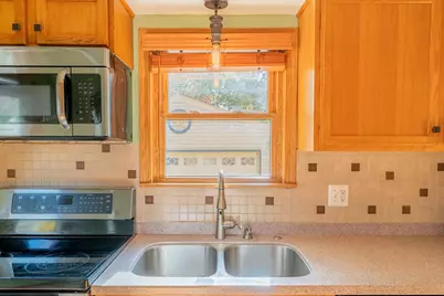 900 Hoyt Avenue W, Saint Paul, MN 55117 - Photo 32