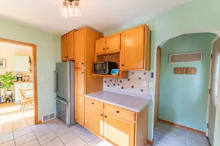 900 Hoyt Ave W, Saint Paul, MN 55117 - Photo 28