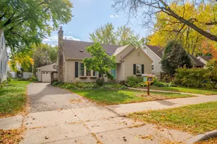 900 Hoyt Ave W, Saint Paul, MN 55117 - Photo 50