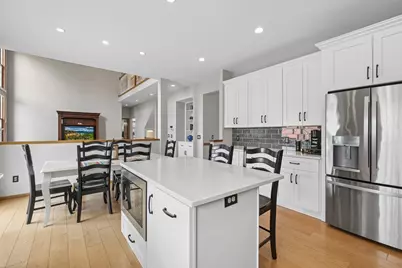 16332 Mayfield Drive, Eden Prairie, MN 55347 - Photo 14